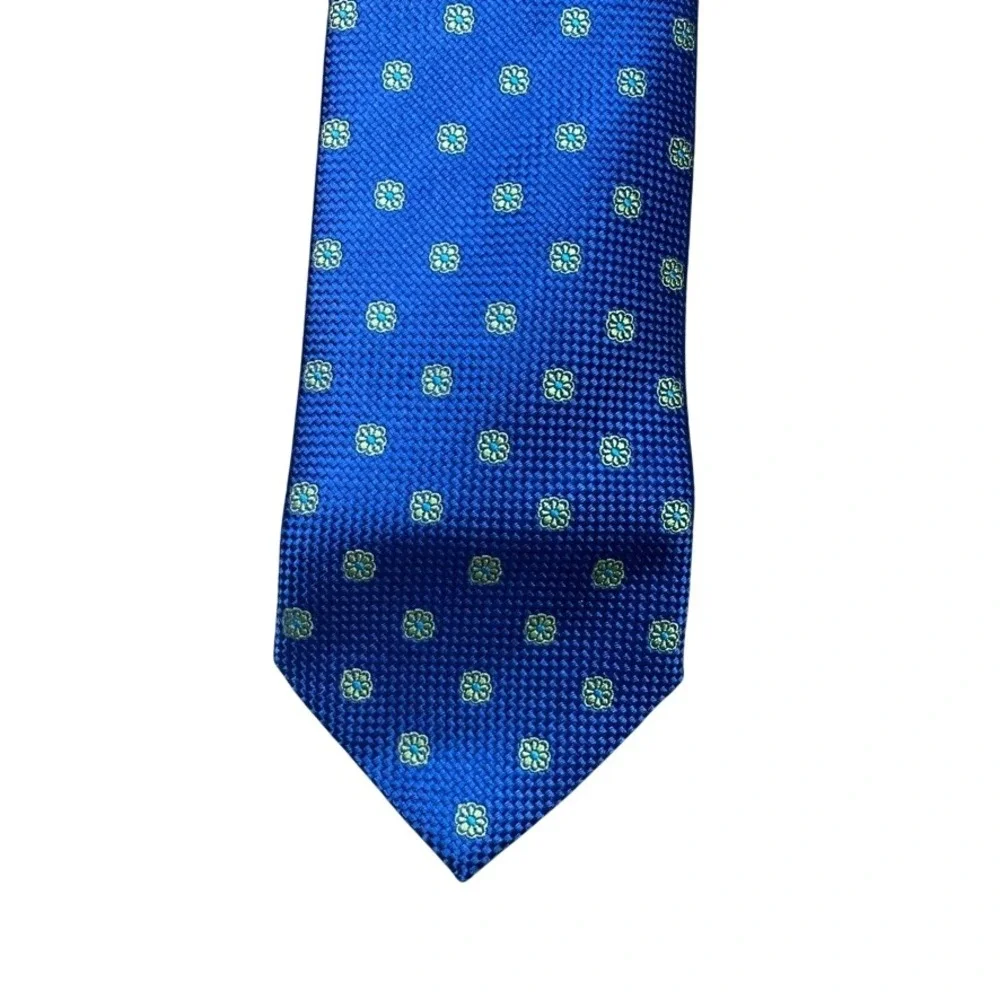 Robert Talbott Best of Class Silk Tie Blue Green Floral Medallion Made in Italy